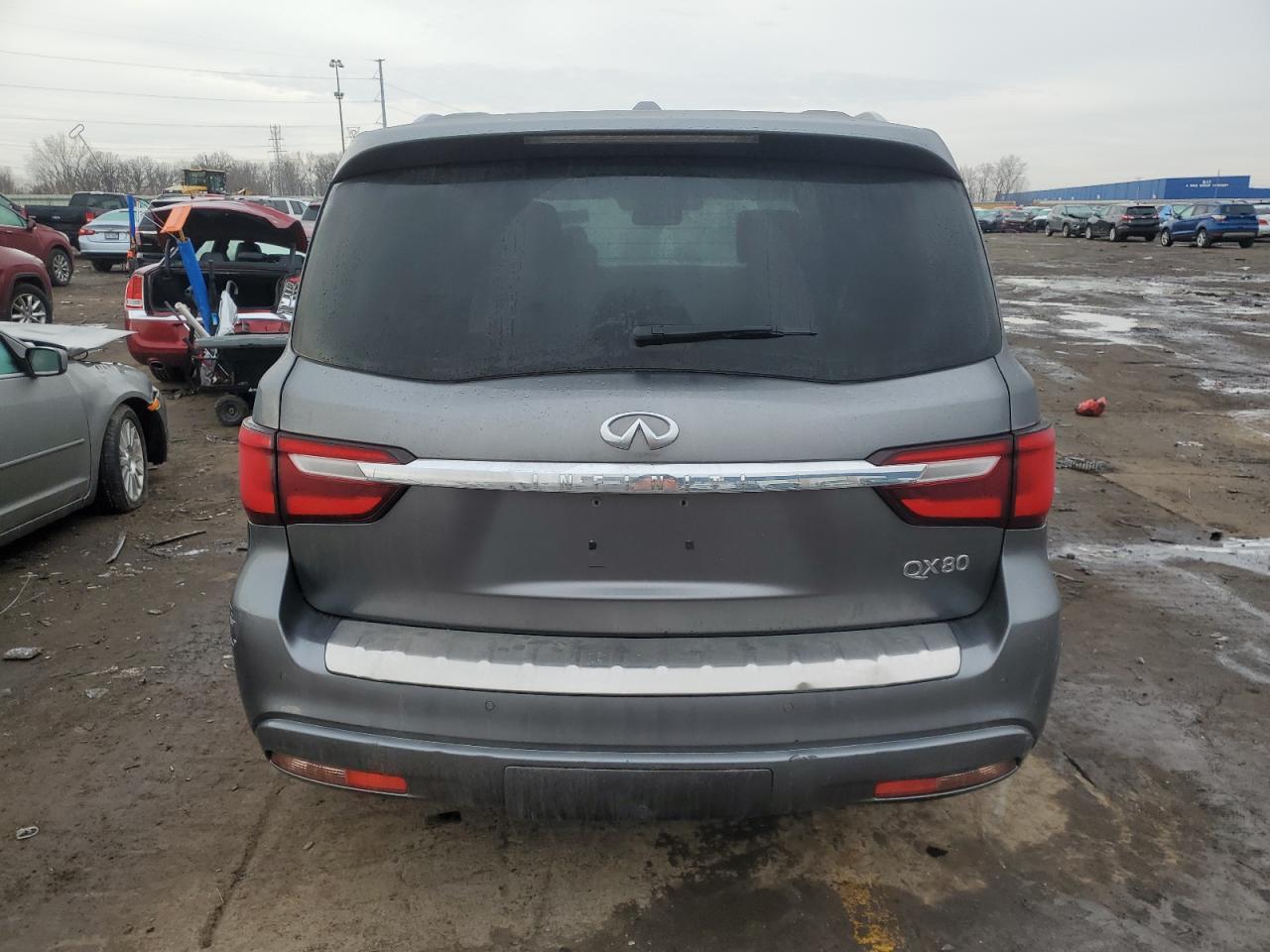 2018 Infiniti QX80 - Image 6