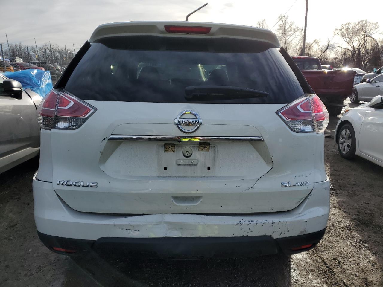 2015 Nissan Rogue - Image 6