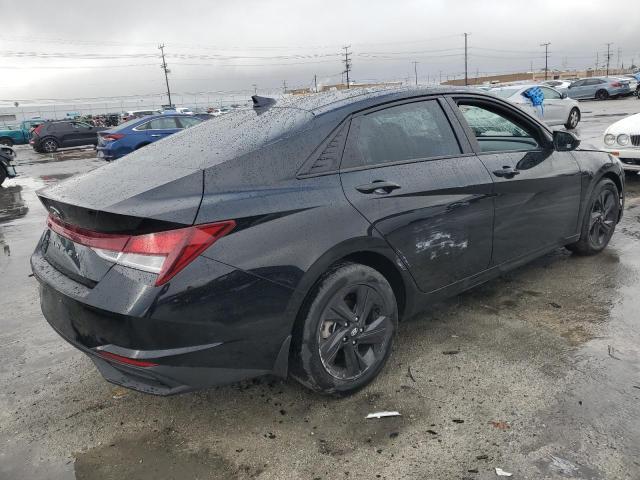  HYUNDAI ELANTRA 2022 Чорний