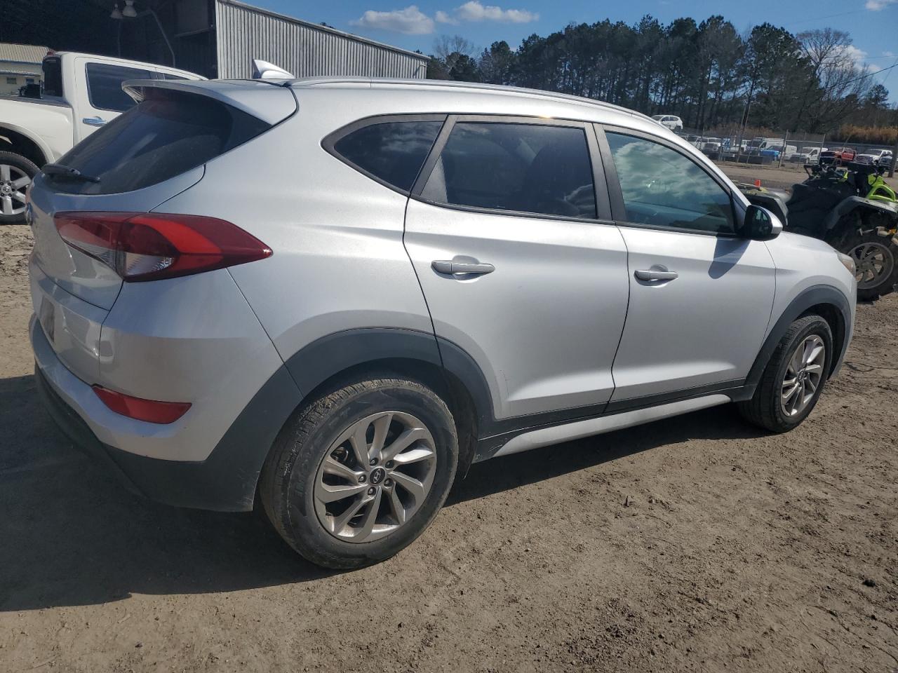 2018 Hyundai Tucson - Image 3