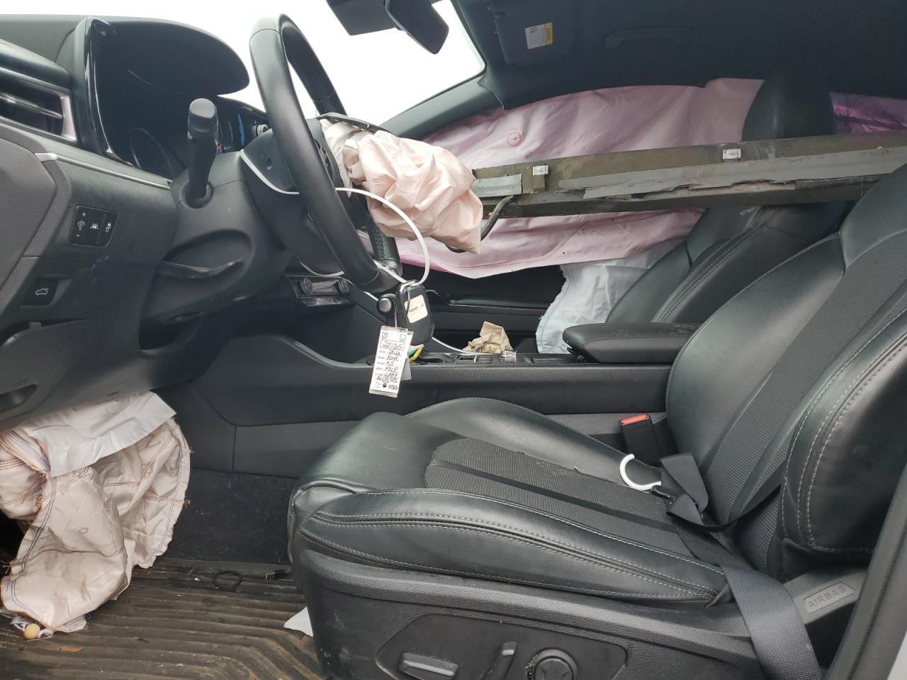 2022 Kia K5 - Image 7