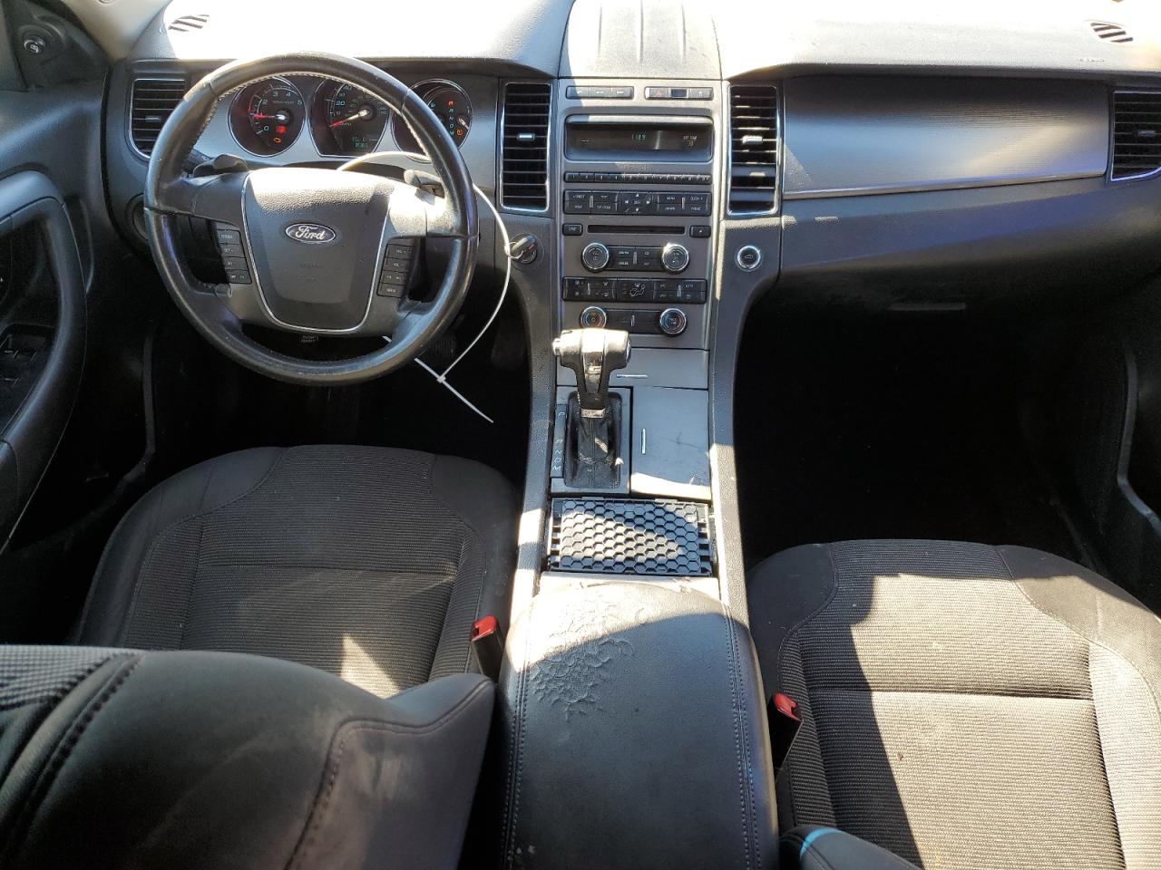 2010 Ford Taurus - Image 8