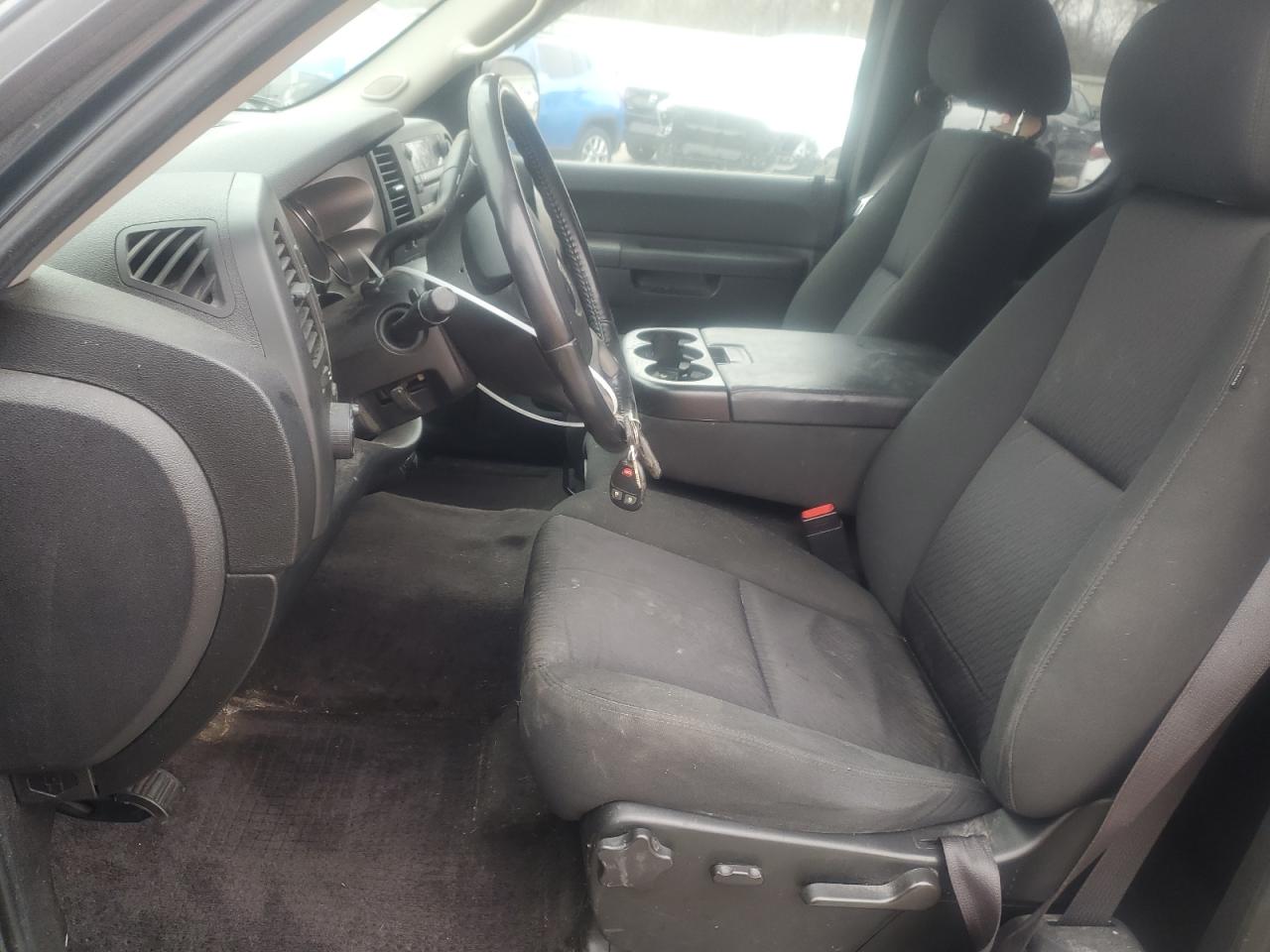 2010 GMC Sierra - Image 7