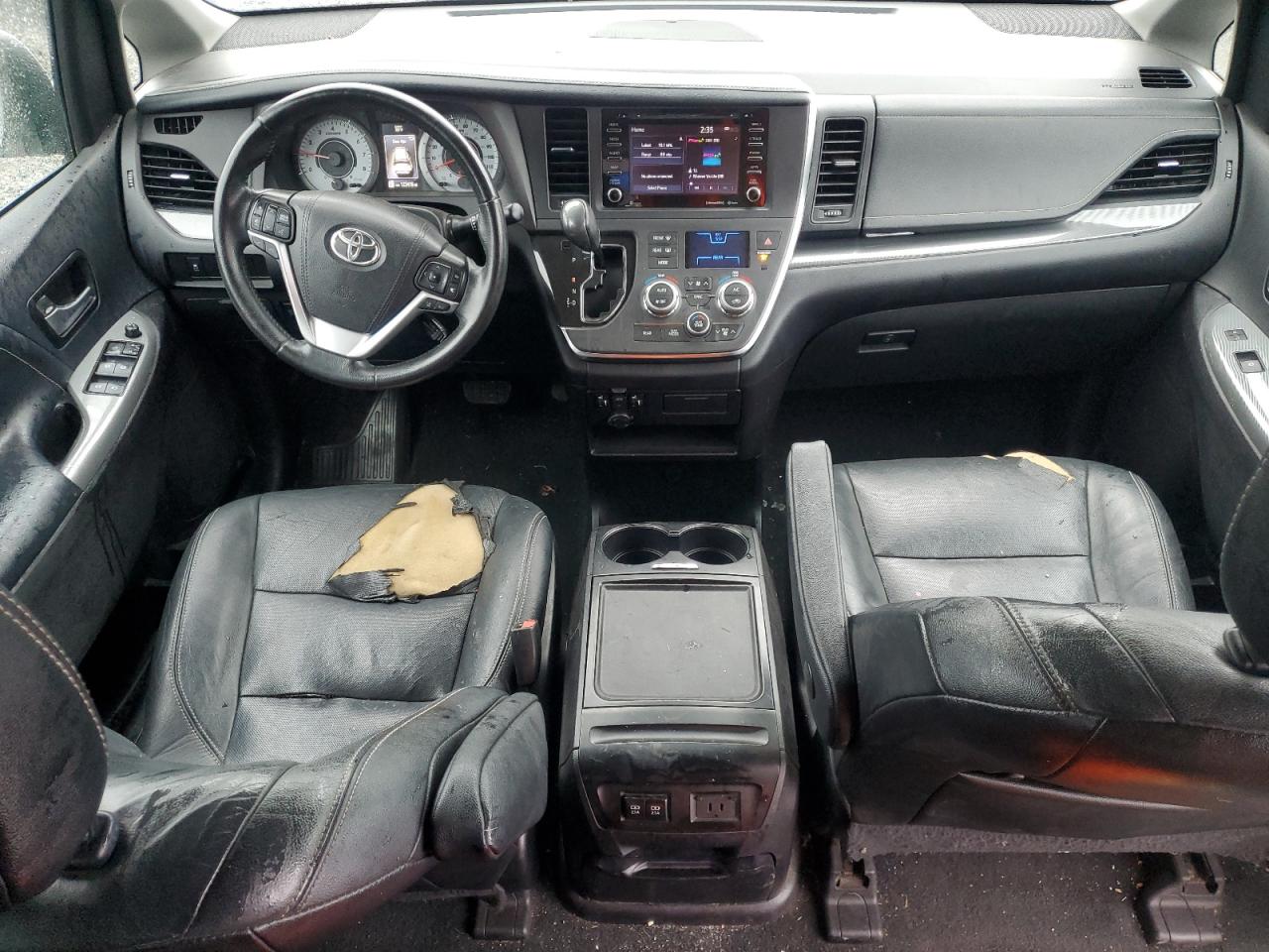 2019 Toyota Sienna - Image 8