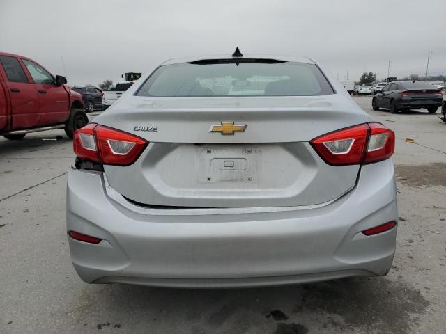  CHEVROLET CRUZE 2018 Srebrny