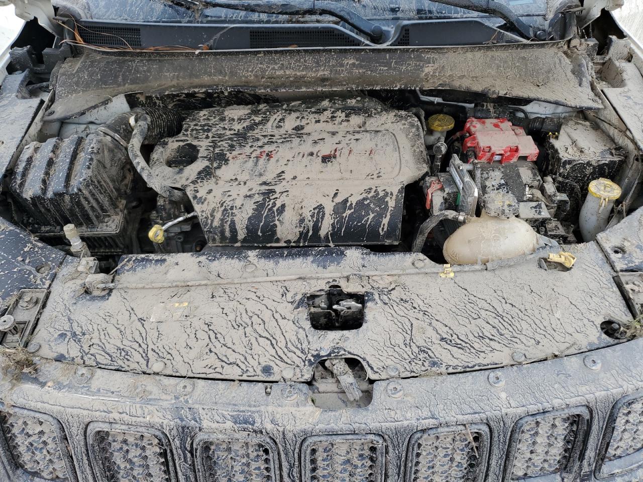 2019 Jeep Compass - Image 13