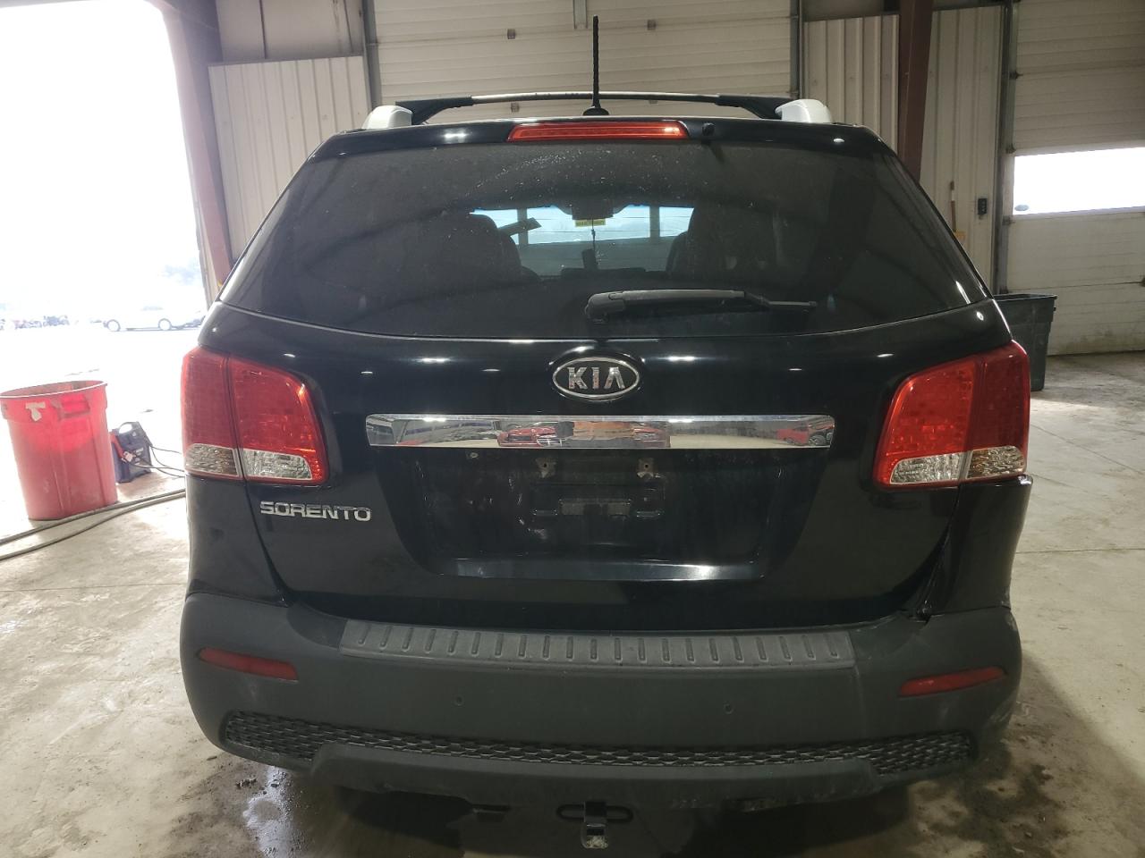 2011 Kia Sorento - Image 6