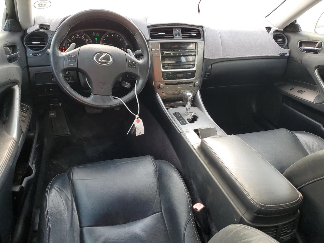 2010 Lexus IS - Image 8