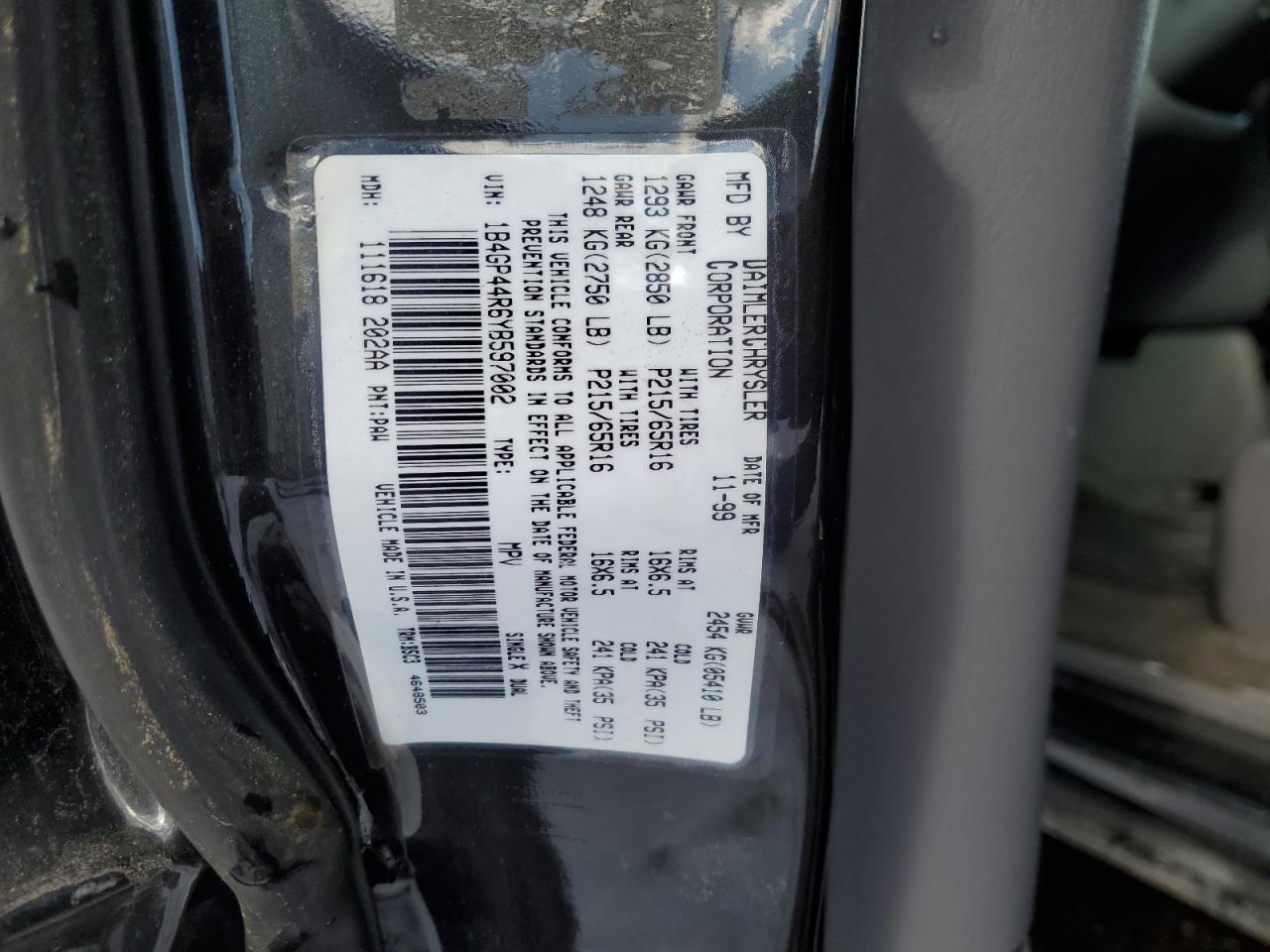 2000 Dodge Caravan - Image 12