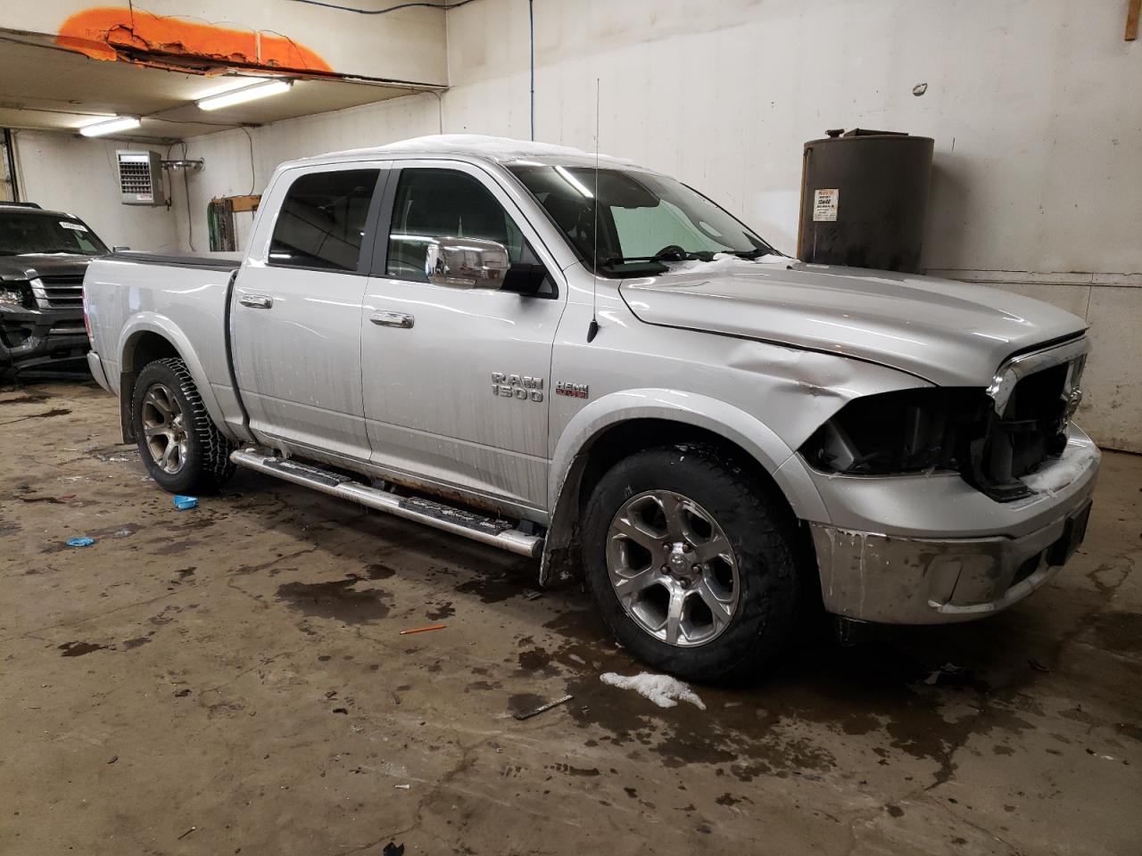 2015 RAM 1500 - Image 4