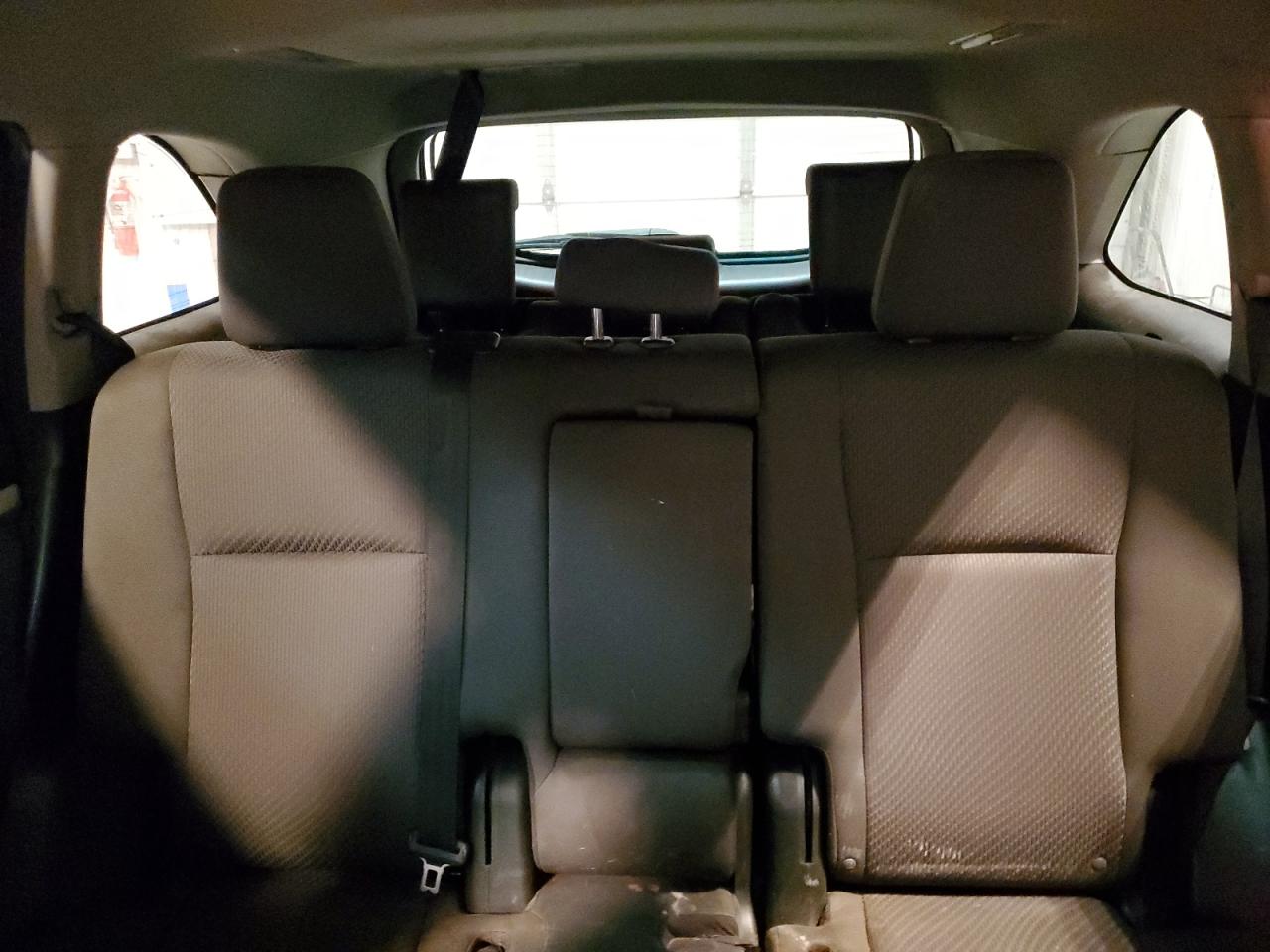 2016 Toyota Highlander - Image 10