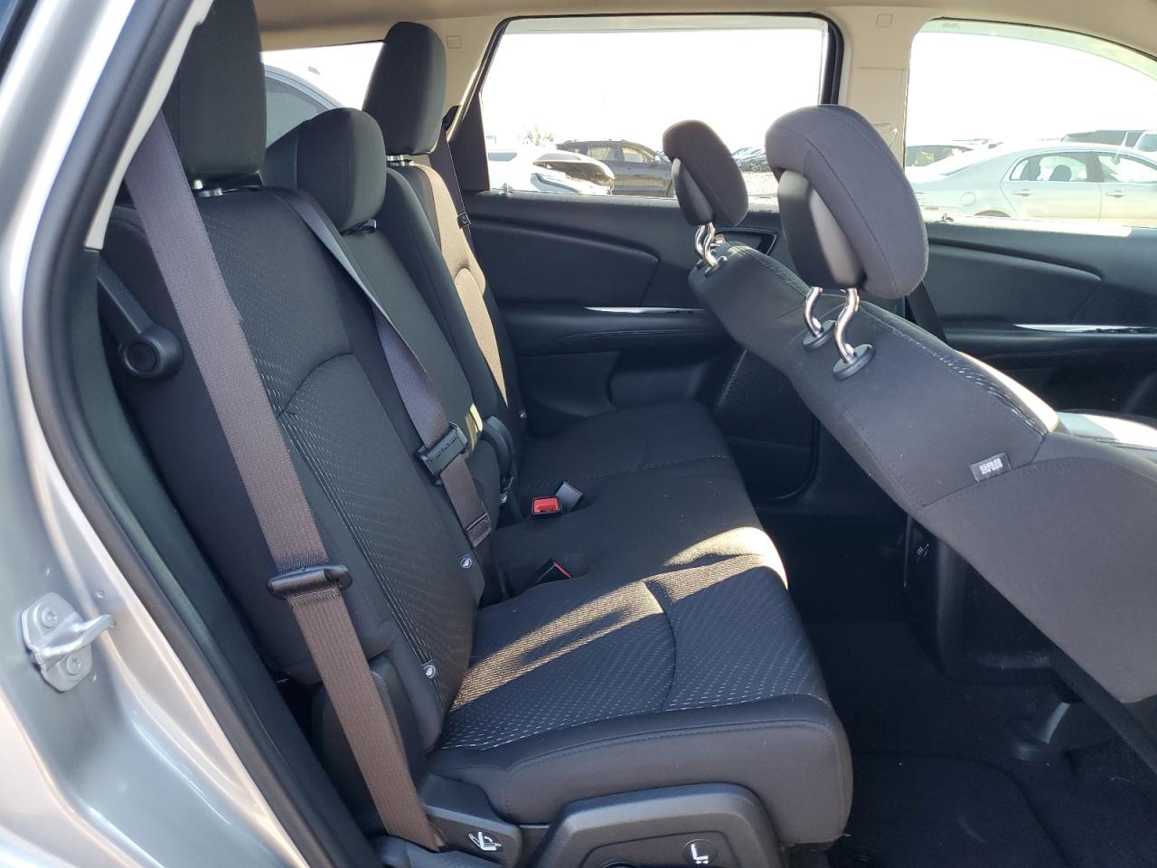 2017 Dodge Journey - Image 11