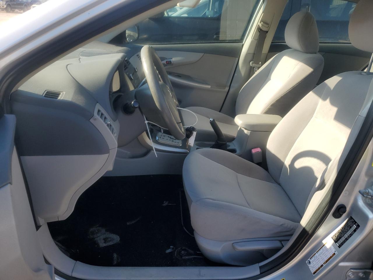 2010 Toyota Corolla - Image 7