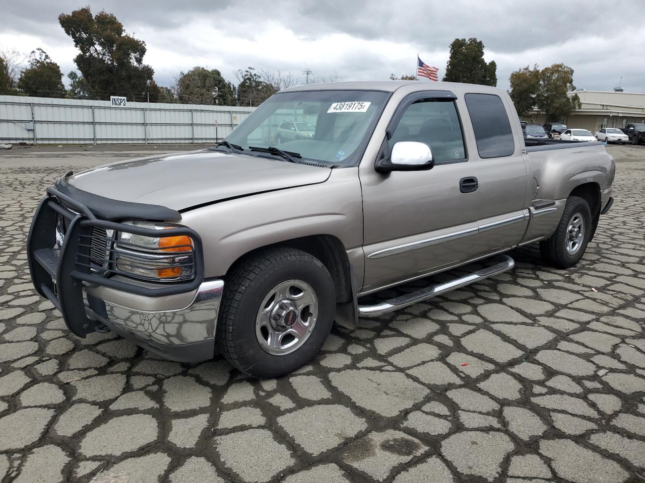 2001 Gmc New Sierra C1500 for Sale in Martinez, CA - Rear End