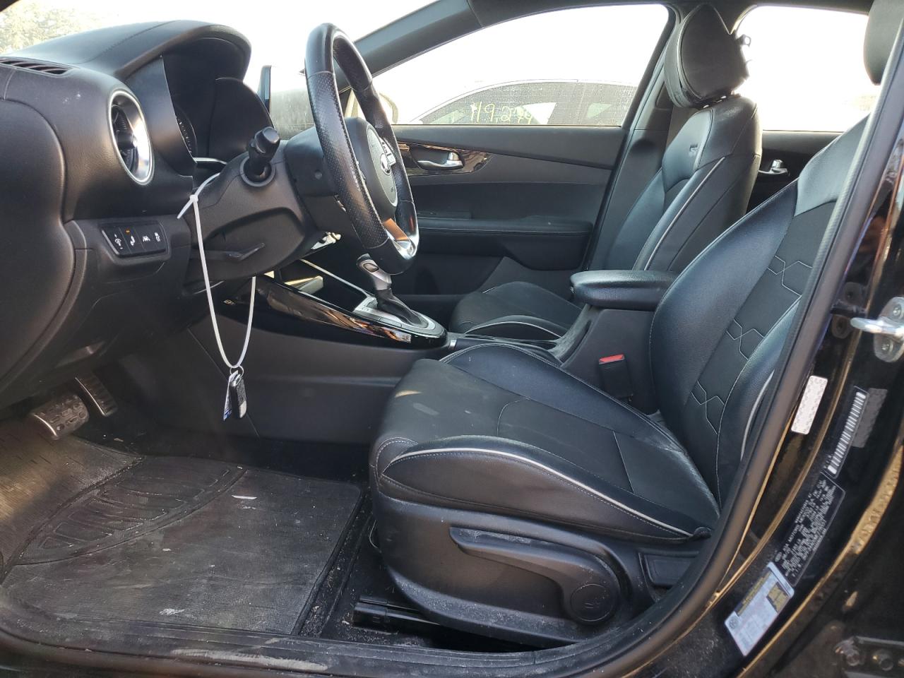 2021 Kia Forte - Image 7