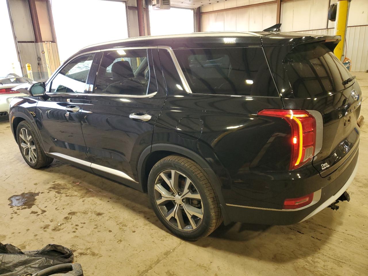 2021 Hyundai Palisade - Image 2