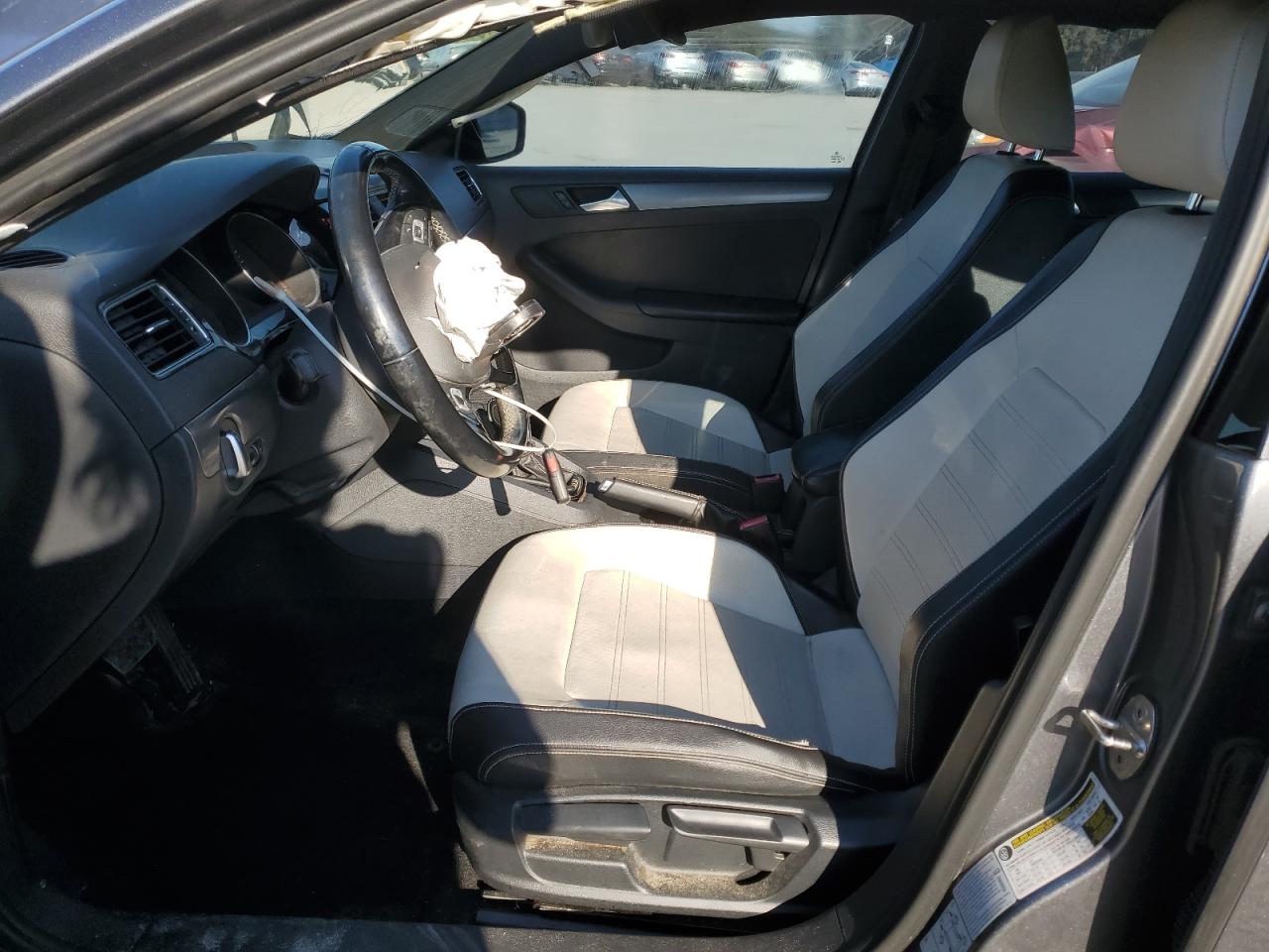 2016 Volkswagen Jetta - Image 7