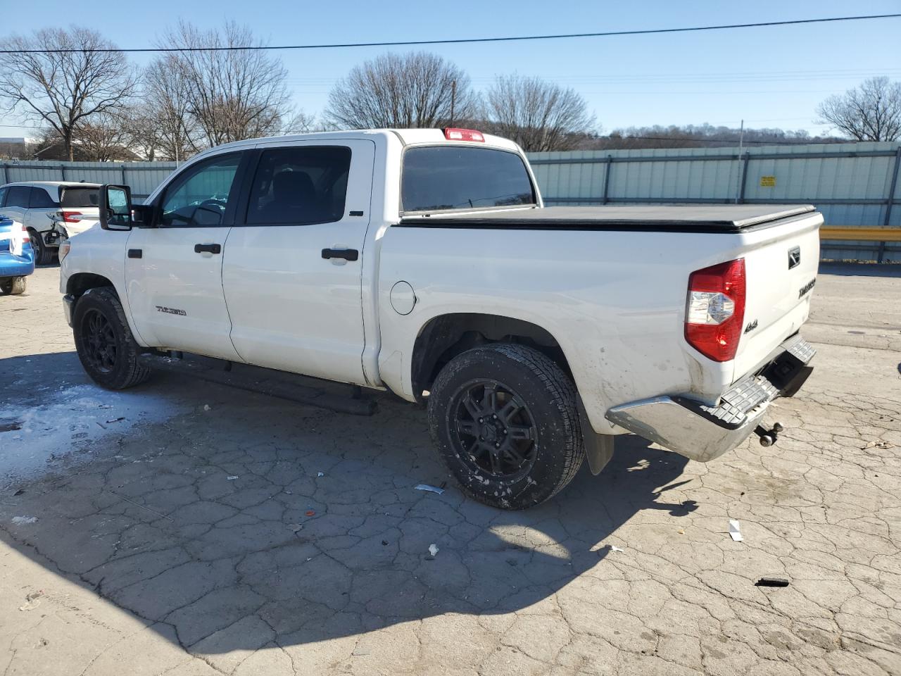 2016 Toyota Tundra - Image 2