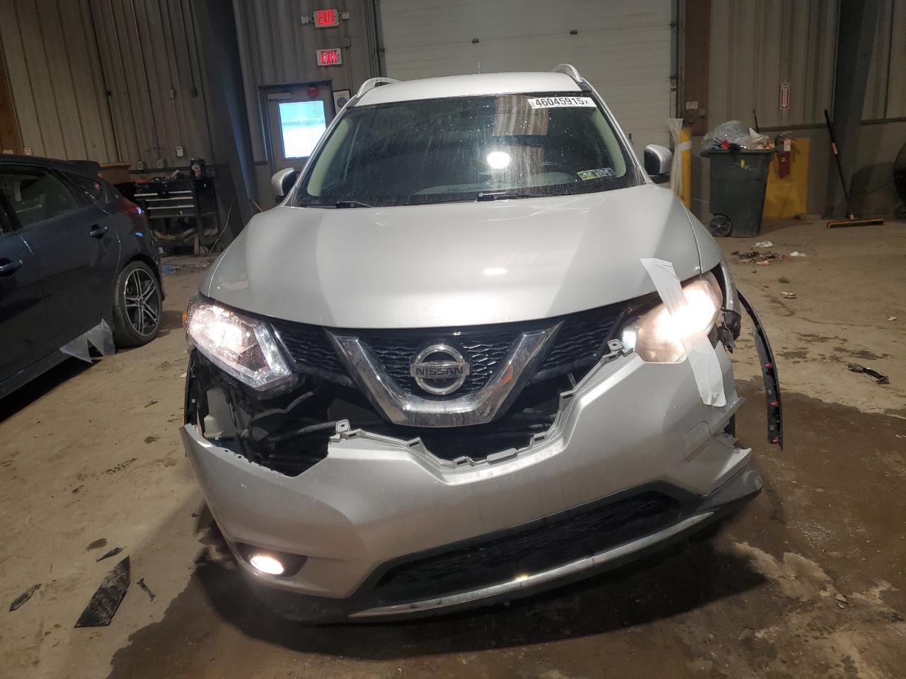 2015 Nissan Rogue - Image 5