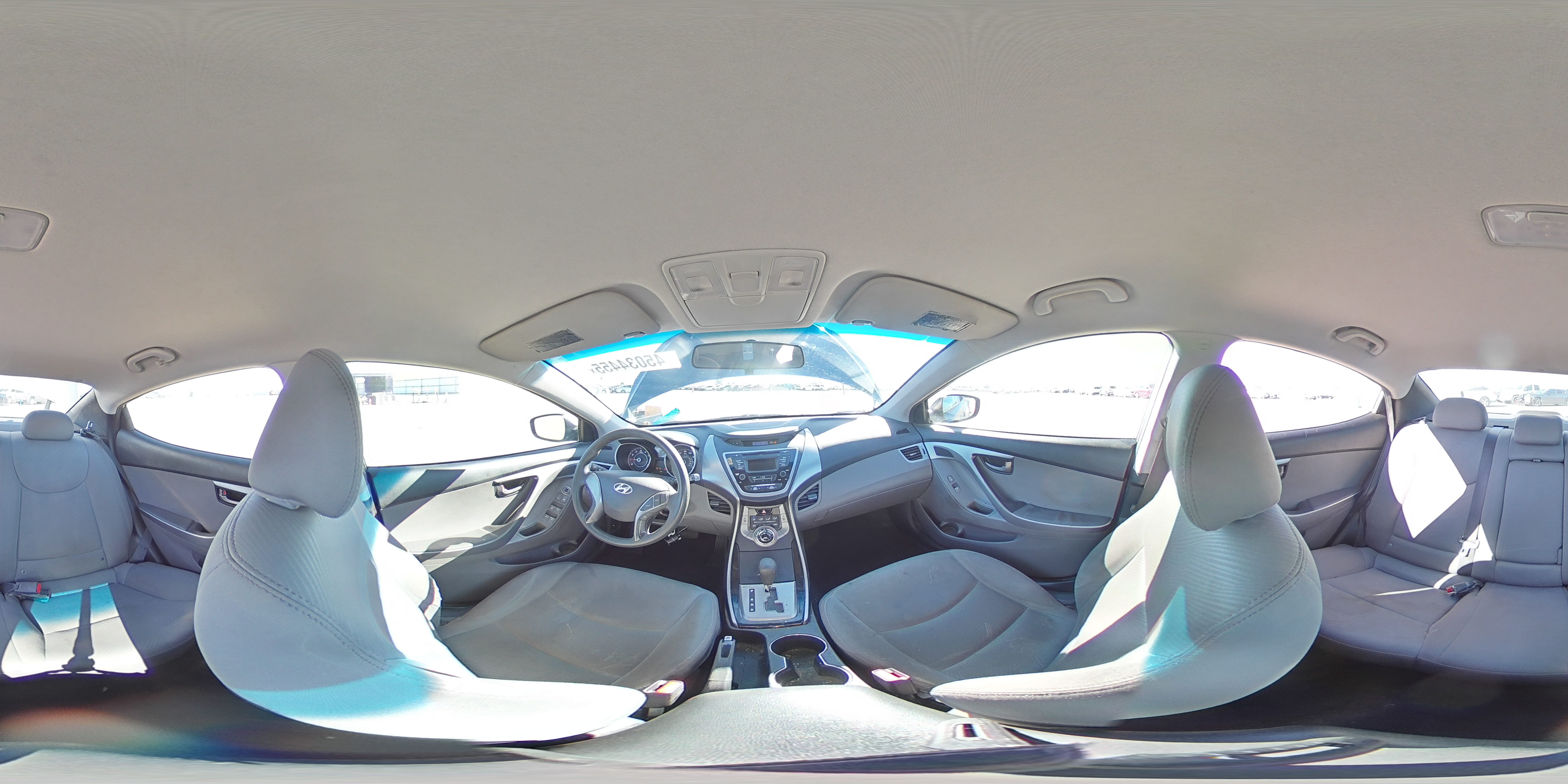 2013 Hyundai Elantra - Image 12