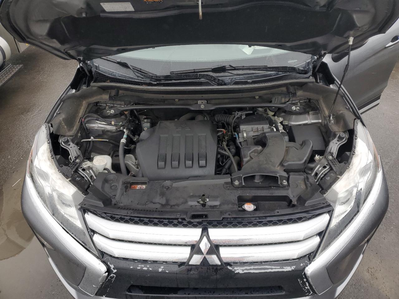 2019 Mitsubishi Eclipse - Image 14