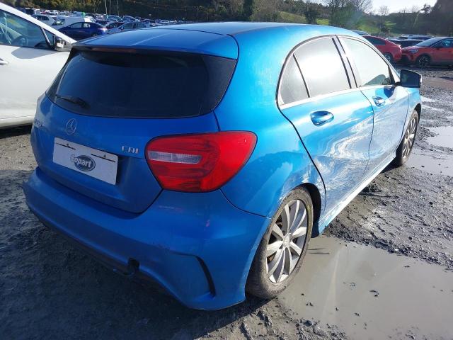 2015 MERCEDES BENZ A180 BLUE-