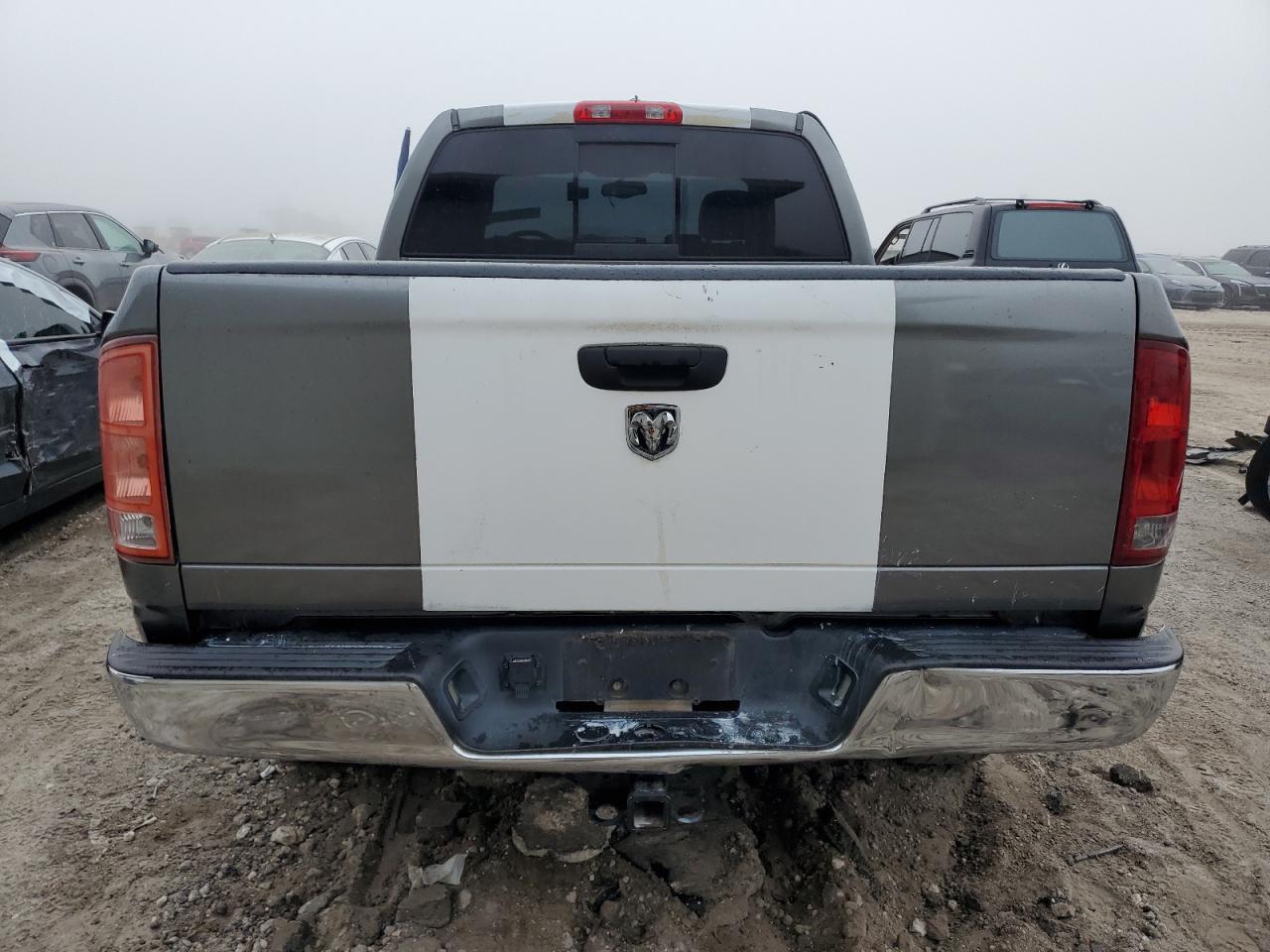 2005 Dodge RAM - Image 6