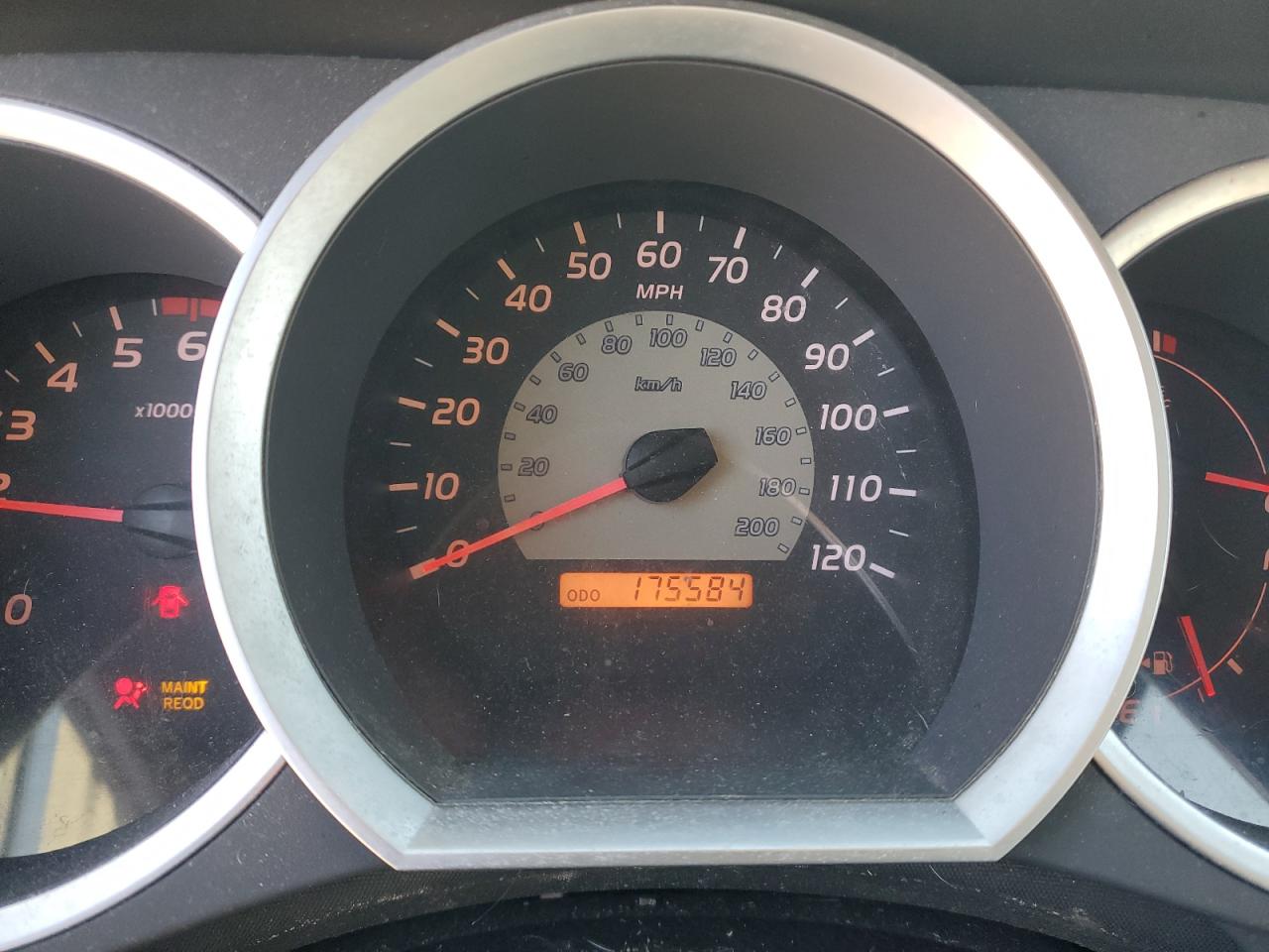 2005 Toyota Tacoma - Image 9