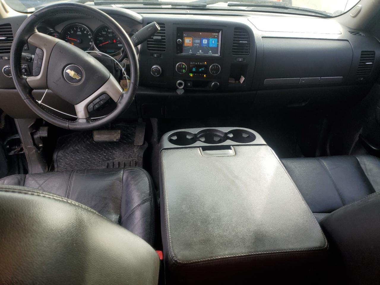 2011 Chevrolet Silverado - Image 8