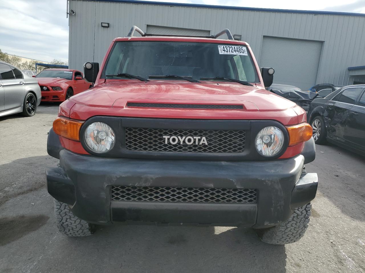 2012 Toyota FJ Cruiser - Image 5