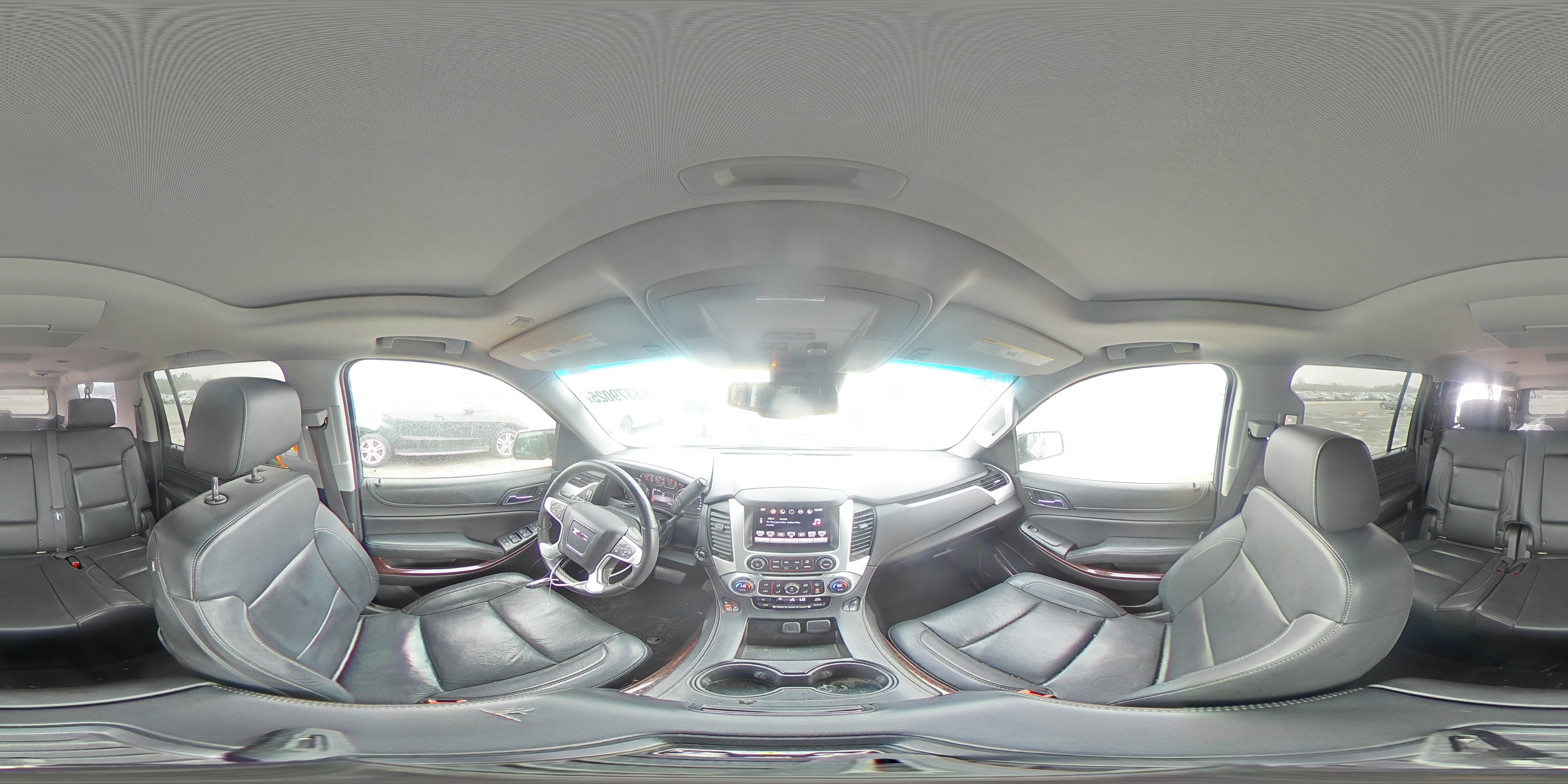 2016 GMC Yukon - Image 14