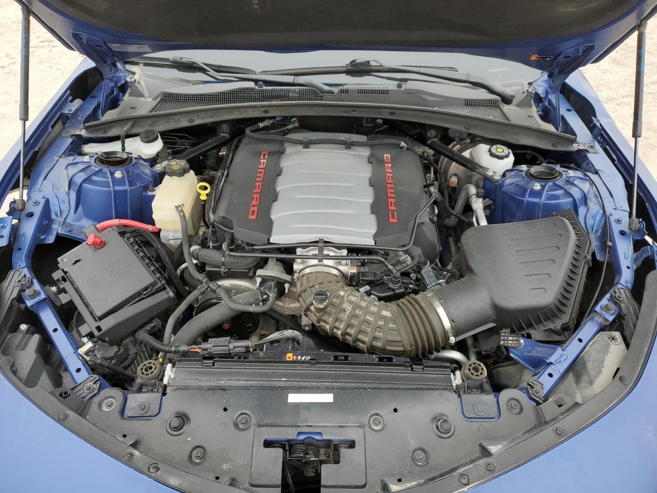 2023 Chevrolet Camaro - Image 12