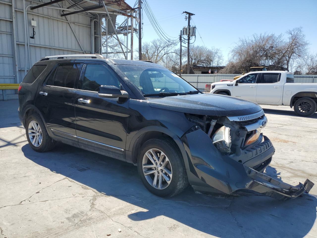 2015 Ford Explorer - Image 4
