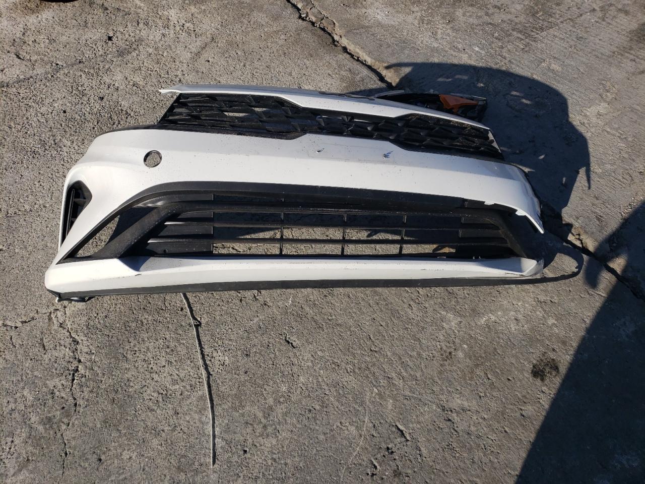 2024 Kia Forte - Image 14