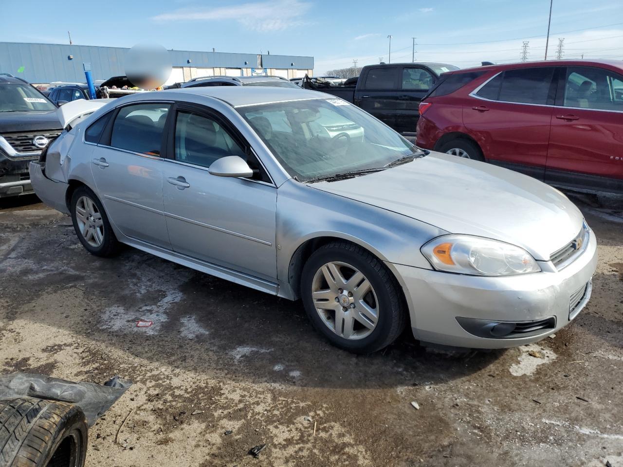 2011 Chevrolet Impala - Image 4