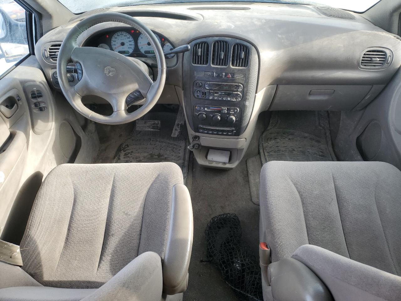 2003 Dodge Caravan - Image 8