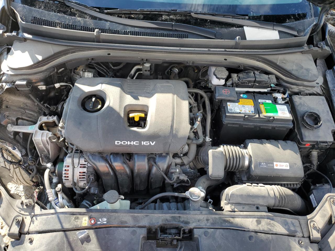 2017 Hyundai Elantra - Image 13