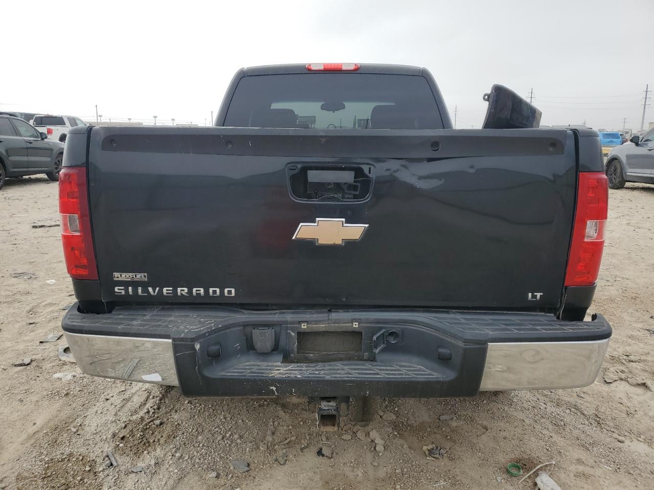 2011 Chevrolet Silverado - Image 6