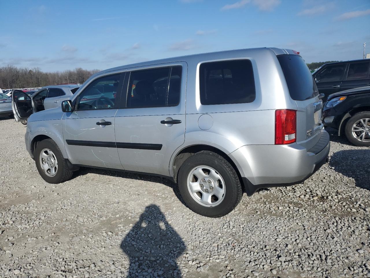 2010 Honda Pilot - Image 2