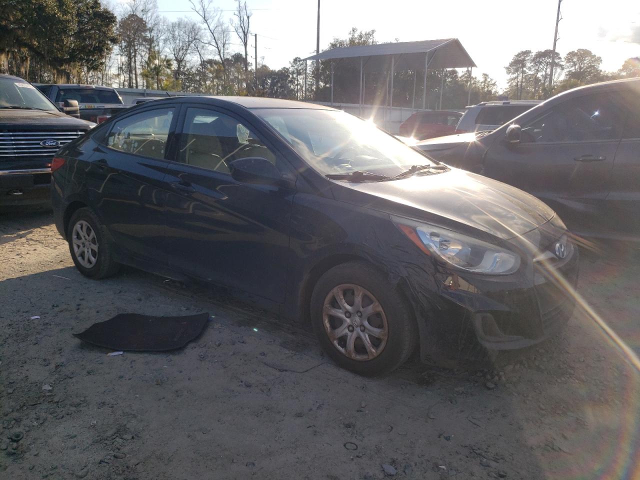 2013 Hyundai Accent - Image 4