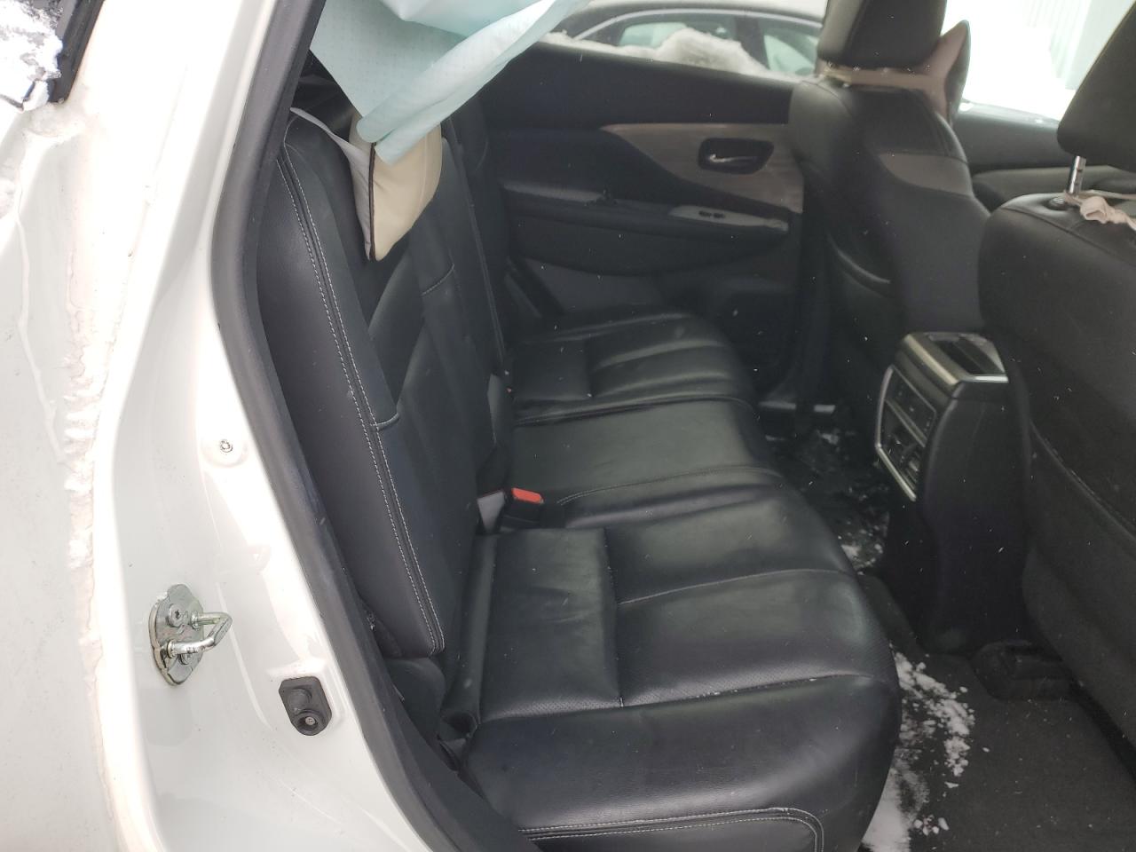 2017 Nissan Murano - Image 11