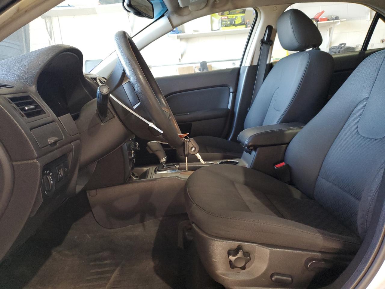 2010 Ford Fusion - Image 7