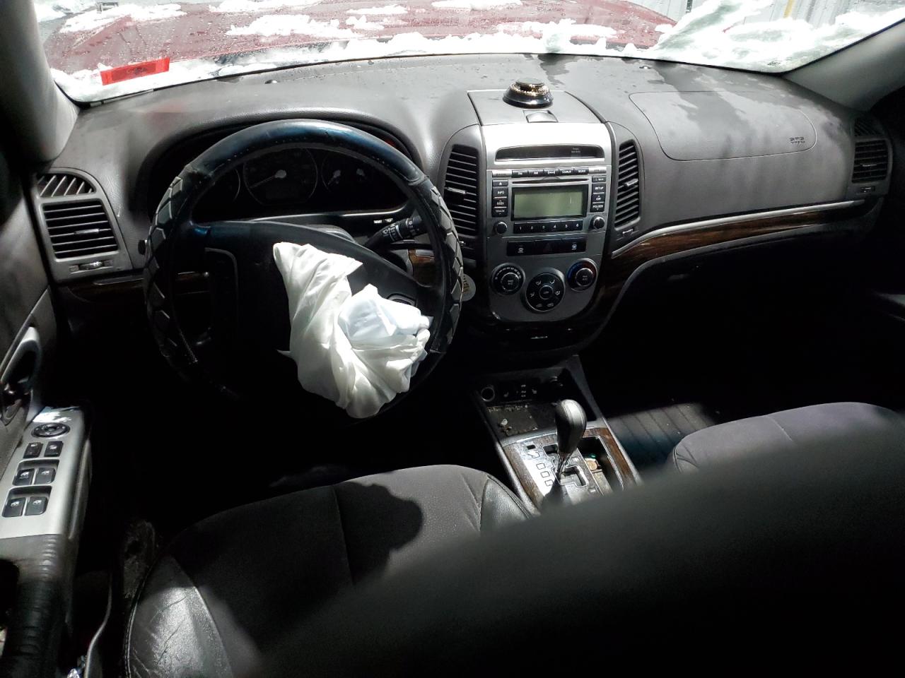 2011 Hyundai Santa Fe - Image 8