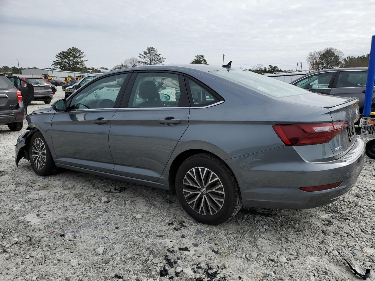 2021 Volkswagen Jetta - Image 2