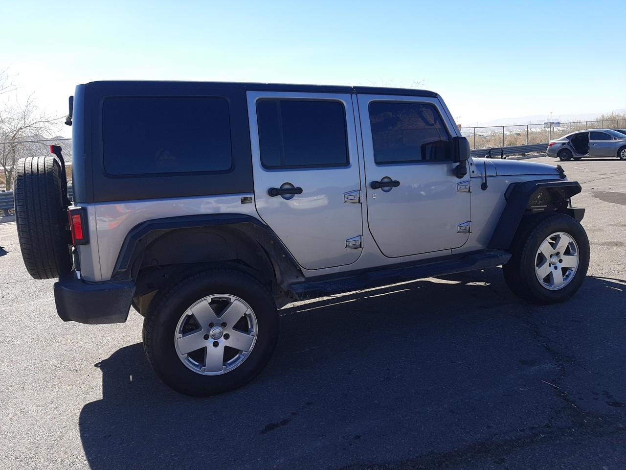 2018 Jeep Wrangler - Image 3