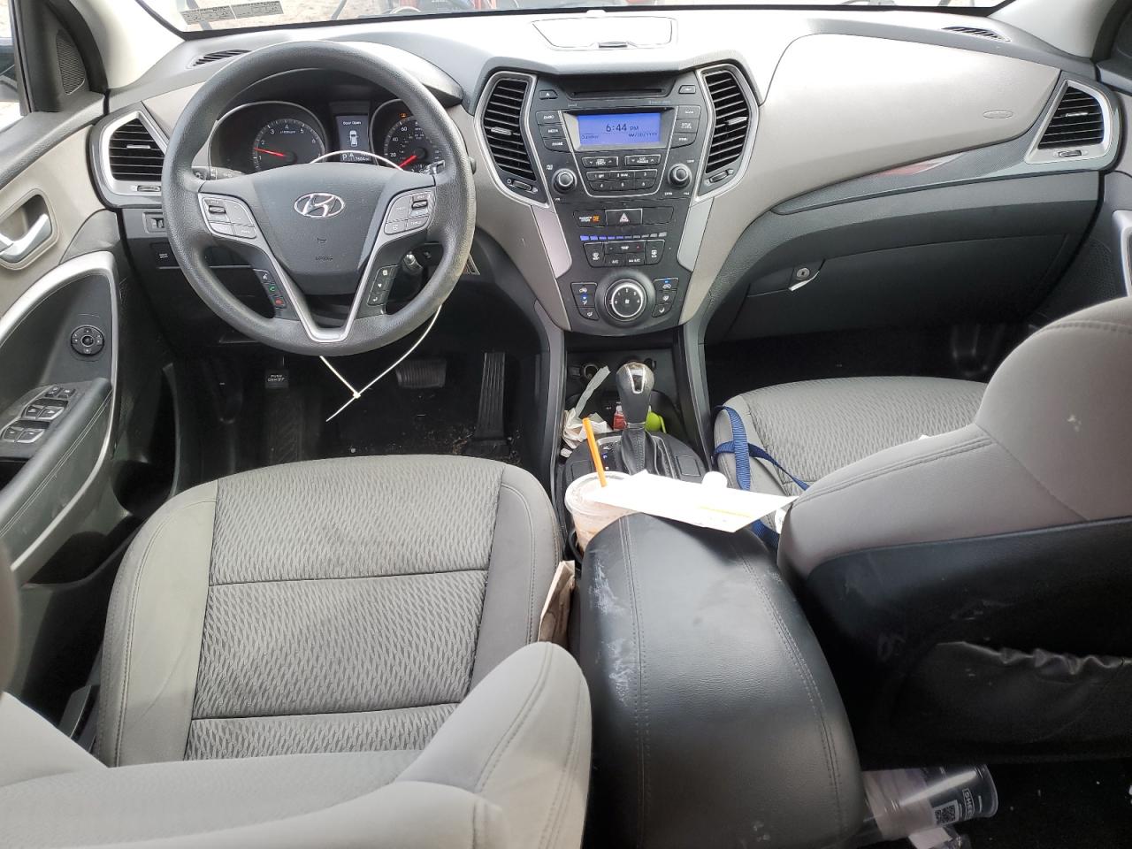 2016 Hyundai Santa Fe - Image 8