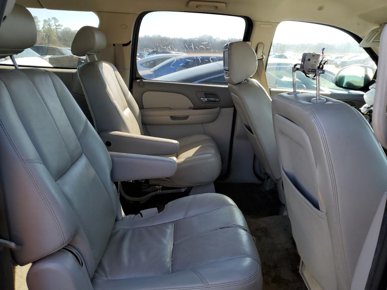 2009 GMC Yukon Xl C1500 Slt VIN: 1GKFC36099R299110 Lot: 44934915