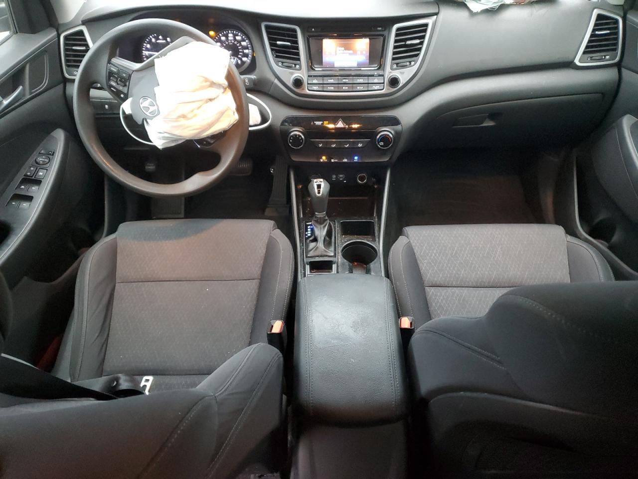 2017 Hyundai Tucson - Image 8