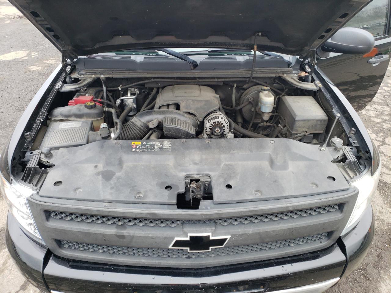 2012 Chevrolet Silverado - Image 11