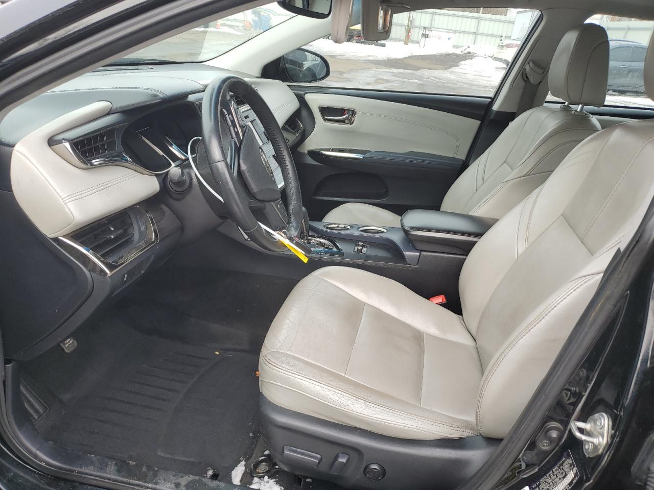 2014 Toyota Avalon - Image 7